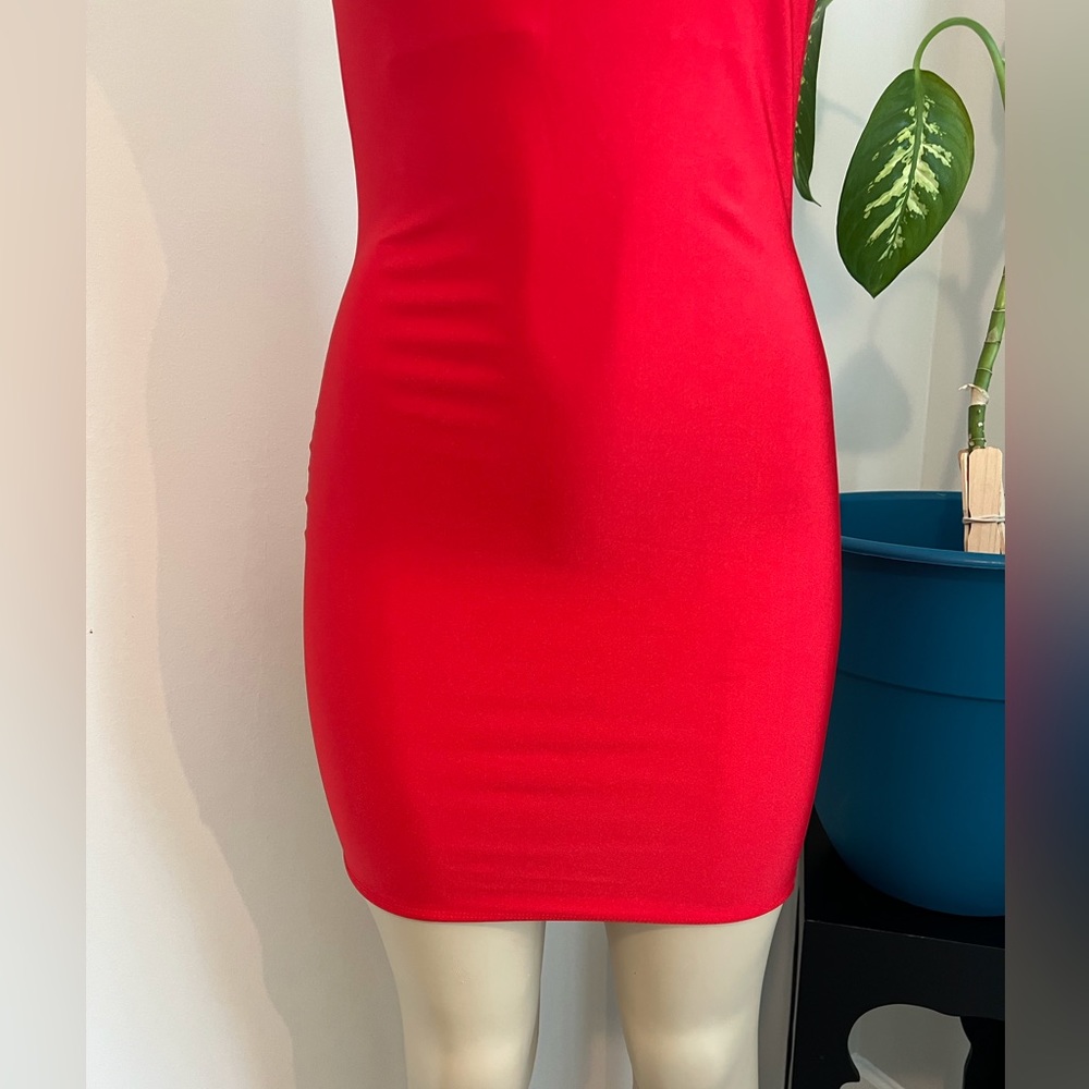 Mind Code Red T-strap Body-con Mini Dress - Picture 3 of 10